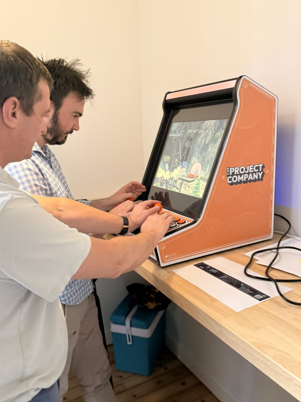 Borne d'arcade au bureau